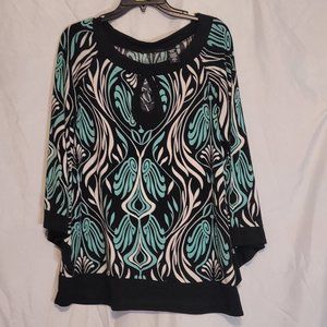 Apostrophe Ladies Top size Medium Black and Blue